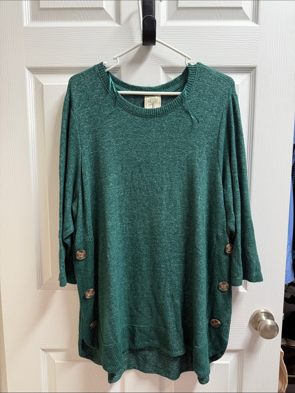 Relaxed Emerald Green Women's Tunic with Side Button Detail